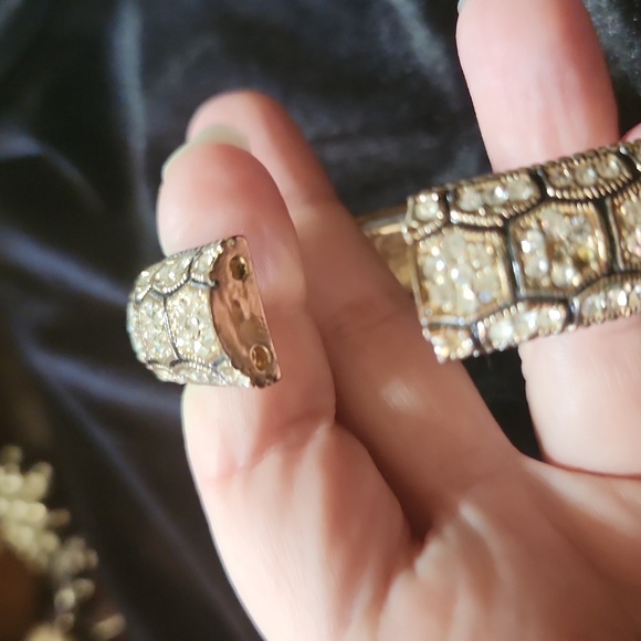 Vintage Deco Style Bangle - Picture 3 of 4